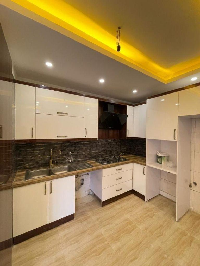 آپارتمان 90 متری در تیساشهر