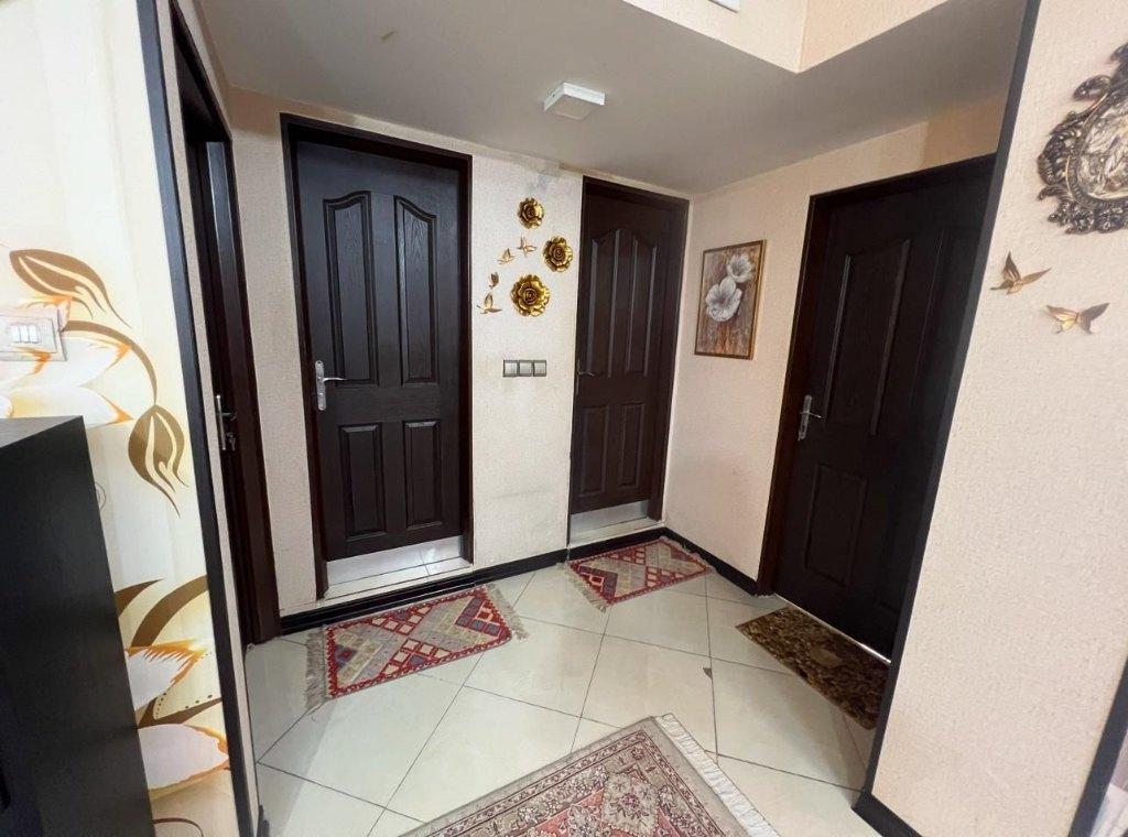 آپارتمان 118 متری در بلوار طلائیه کوچه 7